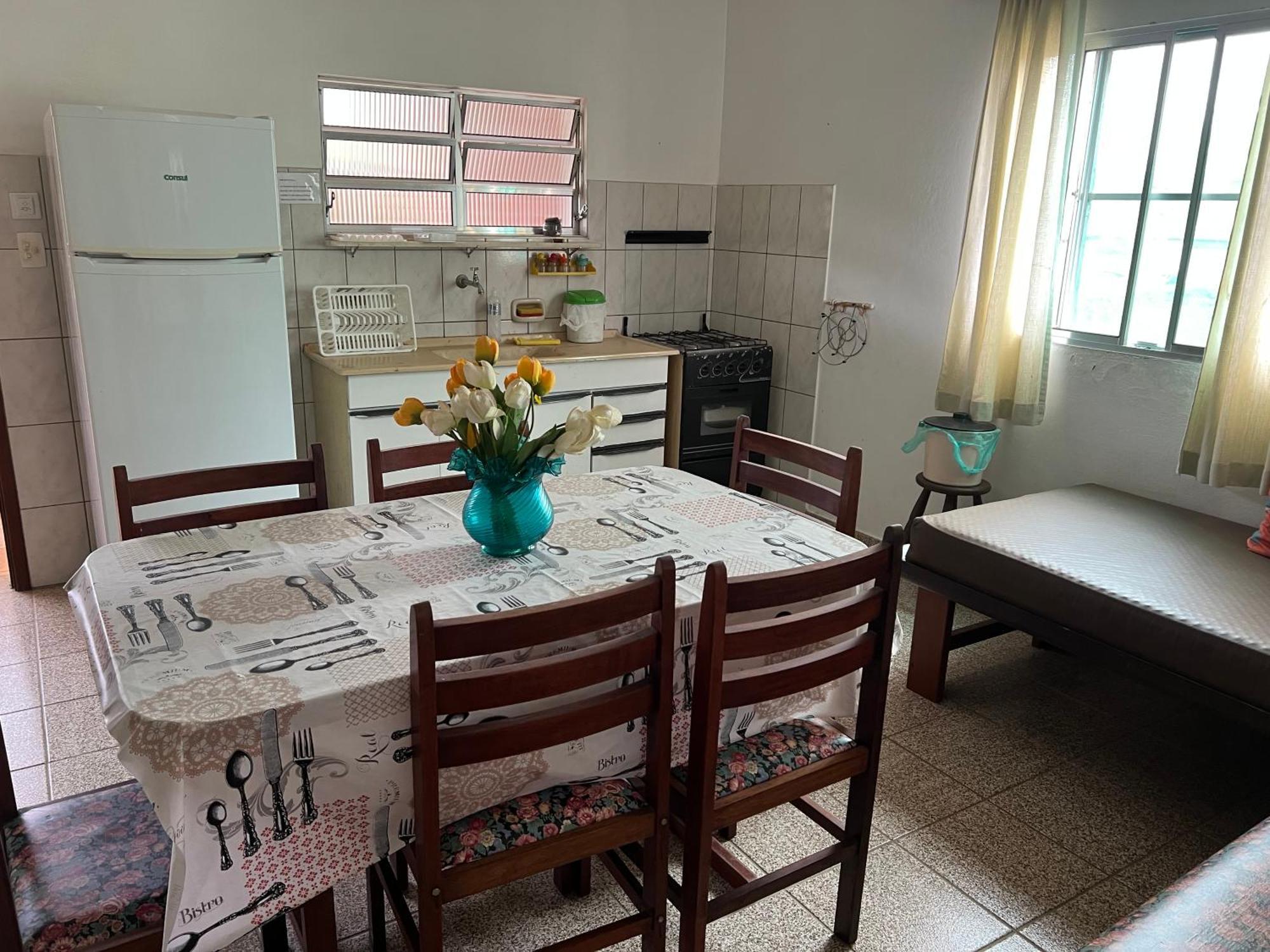 Aptos Familia Com Ar Condicionado Ubatuba Praia Pereque Acu Dış mekan fotoğraf