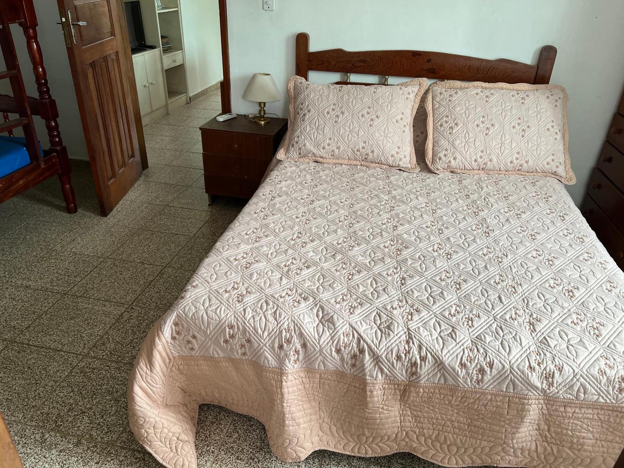 Aptos Familia Com Ar Condicionado Ubatuba Praia Pereque Acu Dış mekan fotoğraf