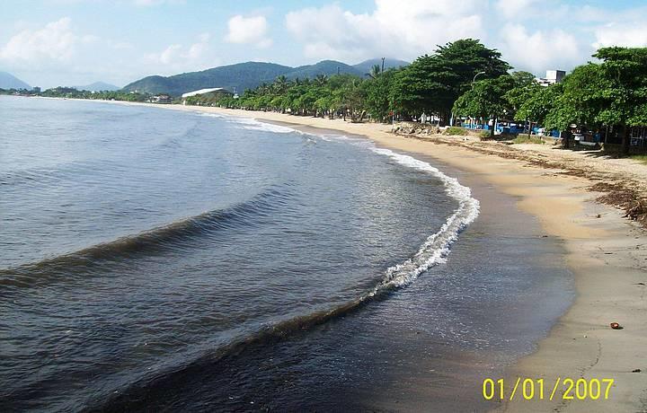 Aptos Familia Com Ar Condicionado Ubatuba Praia Pereque Acu Dış mekan fotoğraf