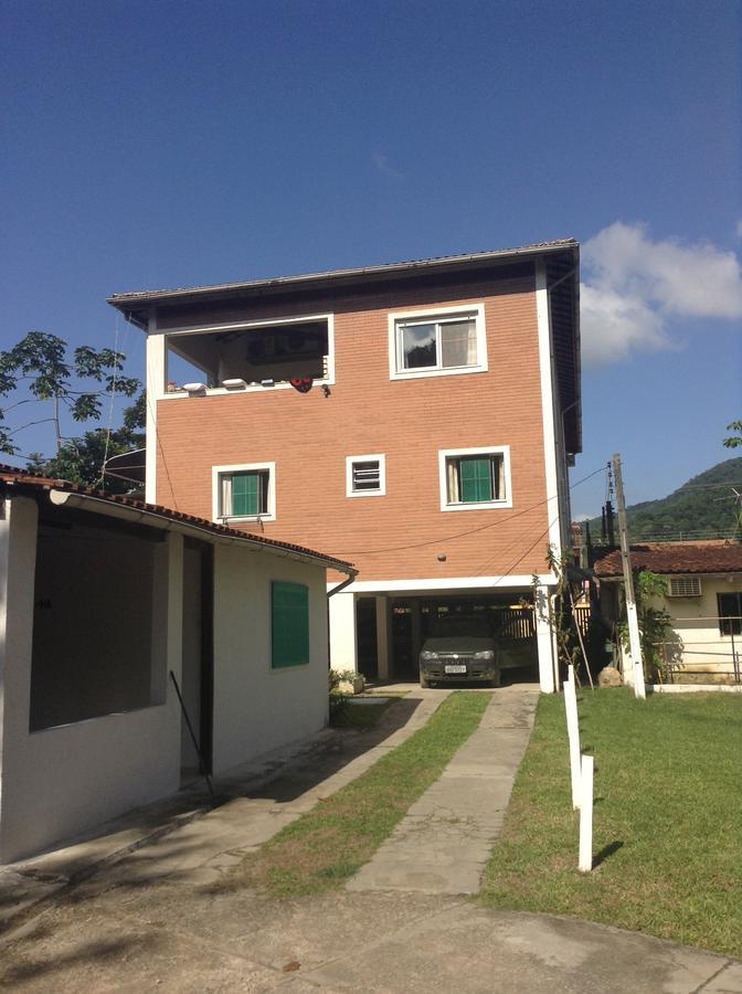 Aptos Familia Com Ar Condicionado Ubatuba Praia Pereque Acu Dış mekan fotoğraf